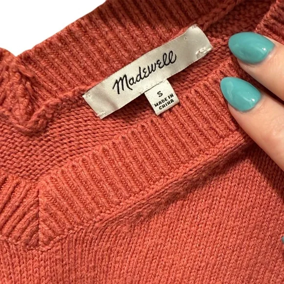 Madewell V-Neck Sweater in Warm Coral - Picture 5 of 8